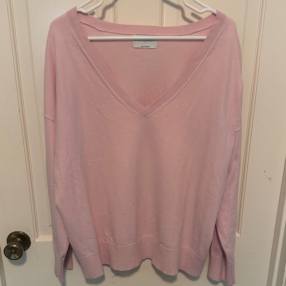 Women’s V-Neck Lightweight Pink Sweater